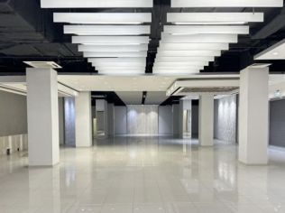 Аренда торгового помещения 656 м²