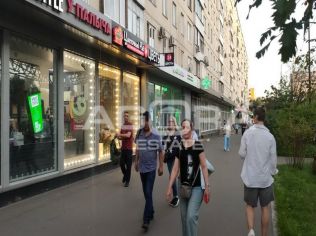 Аренда торгового помещения 63.8 м²