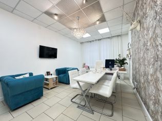 Аренда торгового помещения 108.5 м²