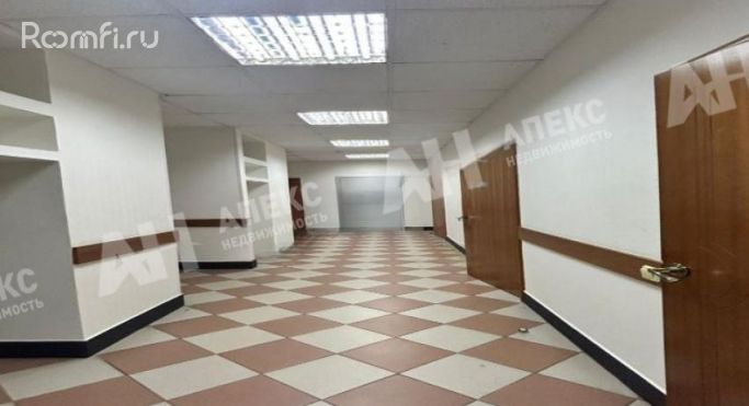 Аренда офиса 140 м², улица Россолимо - фото 2