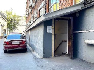 Аренда торгового помещения 102 м²