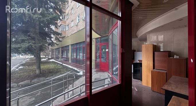 Аренда торгового помещения 570 м², 3-я Владимирская улица - фото 3