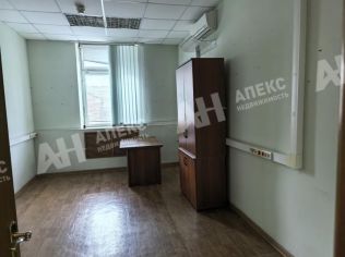 Аренда помещения свободного назначения 306 м²
