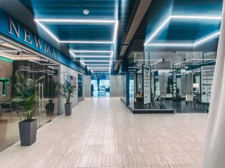 Аренда помещения свободного назначения 374 м²