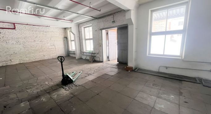 Аренда склада 811 м², Вятская улица - фото 3