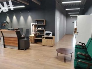 Аренда помещения свободного назначения 647 м²