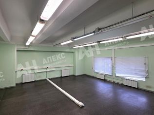 Аренда помещения свободного назначения 236 м²