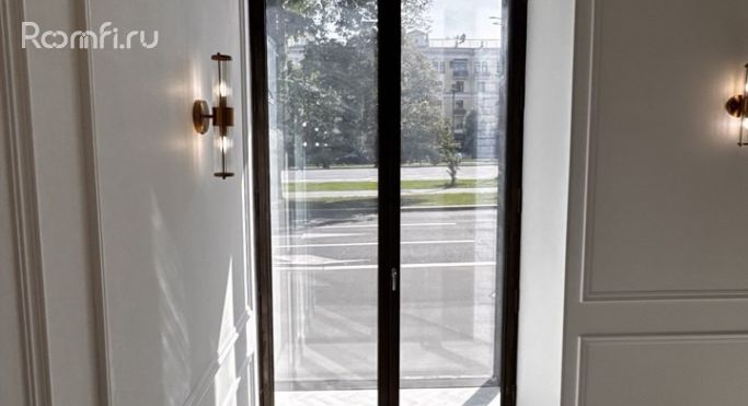 Продажа помещения свободного назначения 369.9 м², Ленинский проспект - фото 2