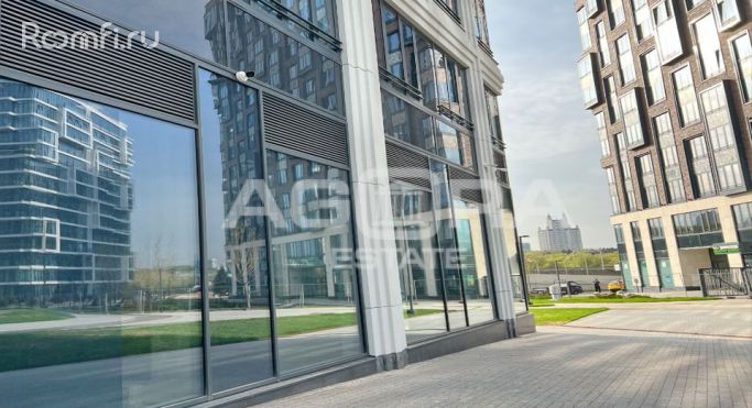 Продажа торгового помещения 79.5 м², проспект Генерала Дорохова - фото 1