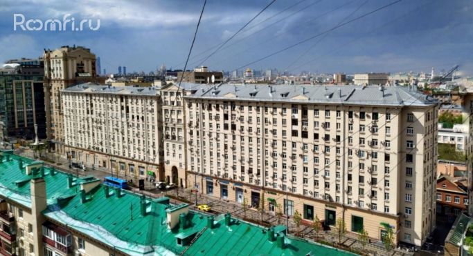 Аренда торгового помещения 478.1 м², Валовая улица - фото 1