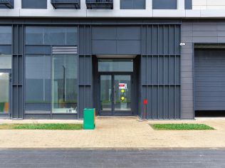 Аренда помещения свободного назначения 121.9 м²