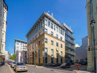 Аренда помещения свободного назначения 120 м²