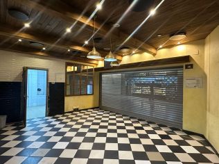 Аренда торгового помещения 107 м²