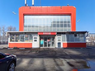 Аренда помещения свободного назначения 584 м²
