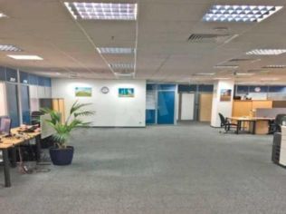 Аренда офиса 911 м²