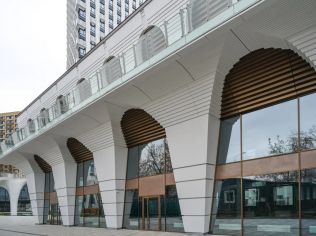 Аренда помещения свободного назначения 985 м²