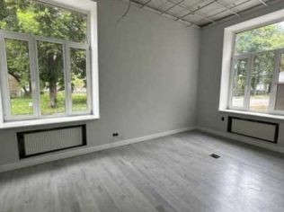 Аренда помещения свободного назначения 930 м²