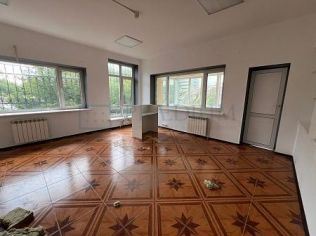 Продажа офиса 930 м²