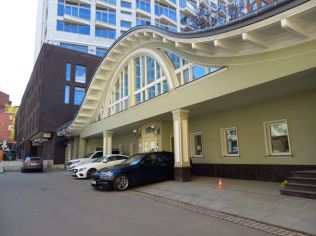 Аренда помещения свободного назначения 692 м²