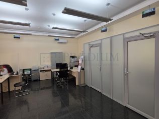 Аренда торгового помещения 330 м²