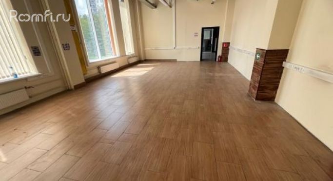 Аренда помещения свободного назначения 560 м², Кировоградская улица - фото 1