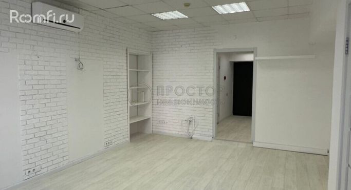 Продажа помещения свободного назначения 68.9 м², Краснопрудная улица - фото 1